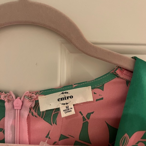 Entro silk dress — size medium - Picture 2 of 2